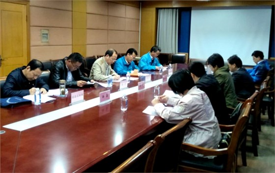 省发改委低碳试点城市调研组来皖南电机调研 省发改委低碳试点城市调研组来皖南电机调研