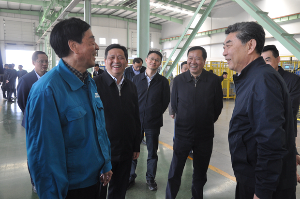 安徽省常务副省长邓向阳来皖南电气调研 安徽省常务副省长邓向阳来皖南电气调研